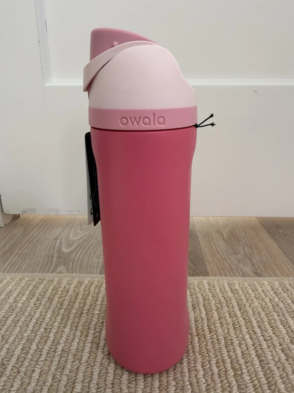 Starbucks x Owala FreeSip 24oz Pink Insulated Bottle Tumbler New w/ Tags 2026