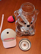 2026 New Starbucks Bearista Bear Cup Tumblers Strawberry Topper Baseball cap hot